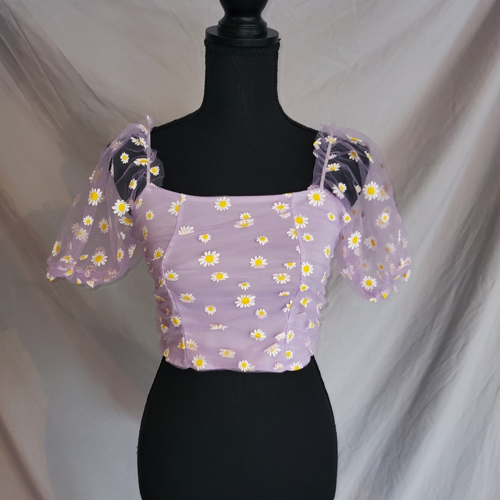 Crop top embroidery